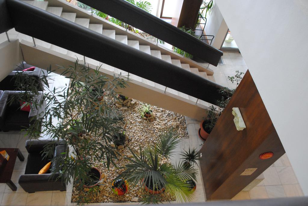 Hotel Claudius Szombathely Bagian luar foto